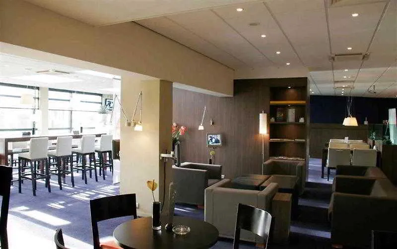 Mercure Hotel Amsterdam West 4*,